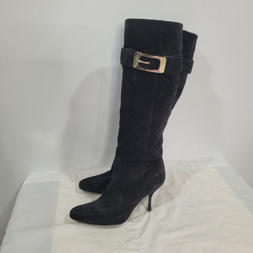 Gucci Suede Boots with Buckle - Picture 5 of 10